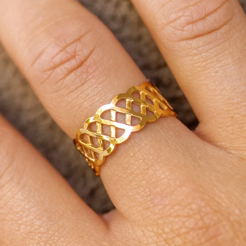 Personalized Gold Rings-Amora Ring Gold