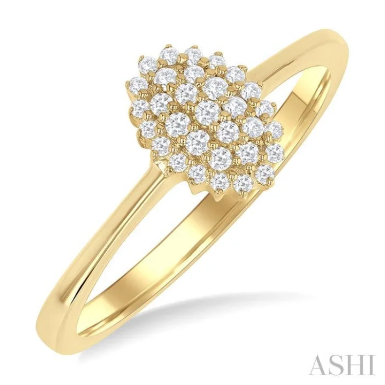 Wedding Ring Custom Design-1/6 ctw Petite Oval Shape Round Cut Diamond Cluster Fashion Ring in 10K Yellow Gold