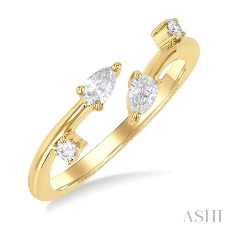 Engagement Rings with Side Stones-1/4 ctw Open Bypass Pear and Round Cut Diamond Fashion Ring in 14K Yellow Gold