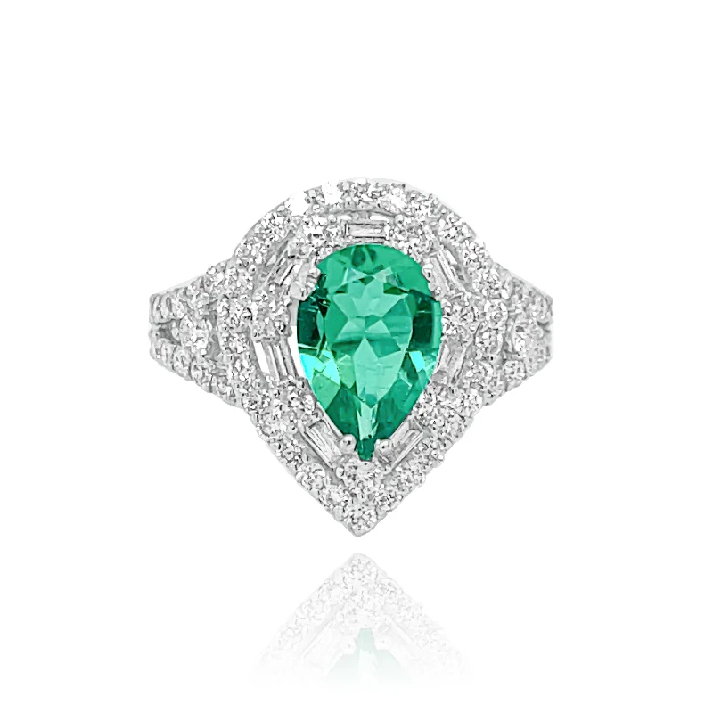 Classic Promise Rings-DIAMONDS & EMERALD "SINTHIA" RING.