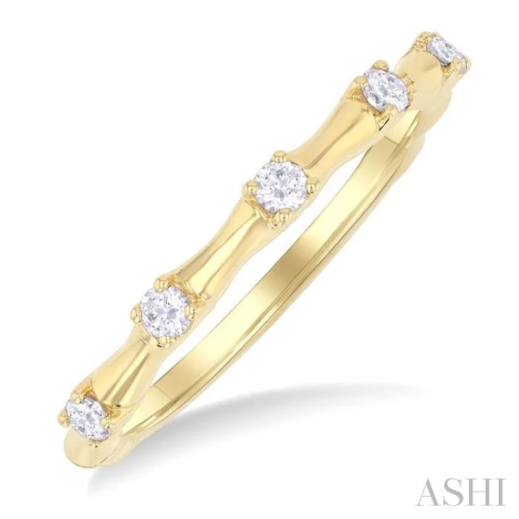 Designer Rose Gold Rings-1/5 ctw Bamboo Shoot Inspired Round Cut Diamond Fashion Ring in 14K Yellow Gold