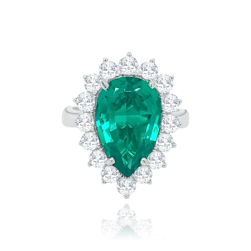 Custom Family Rings-Pear shape Emerald & Diamonds classic "Venus" Ring