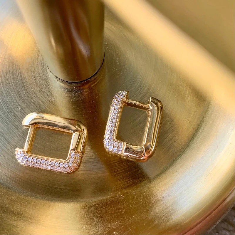 Glamorous Earrings-Chic Square Hoop Earrings: Luxe Style with Cubic Zirconia Accents