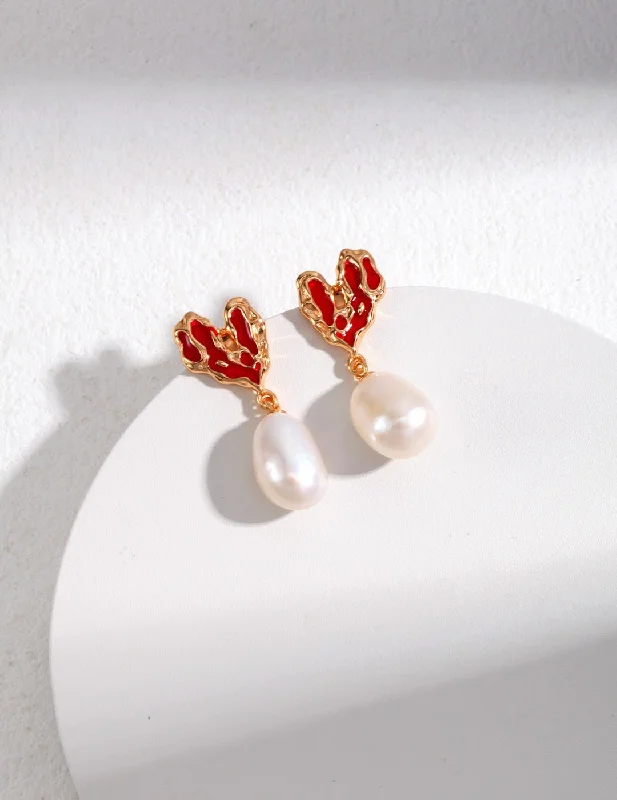 Artistic Pearl Earrings-Sterling Silver Heart Pearl Earrings