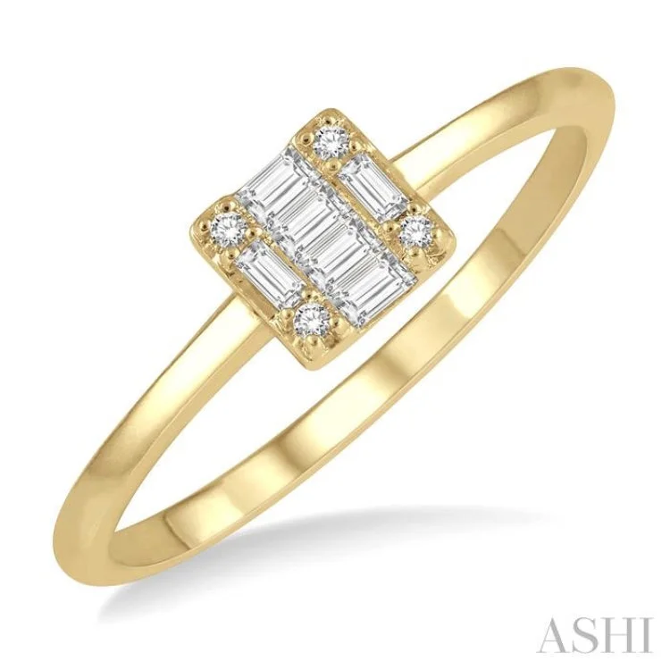 Women’s Fashion Rings-1/8 ctw Square Shape Baguette and Round Cut Diamond Petite Fashion Ring in 10K Yellow Gold