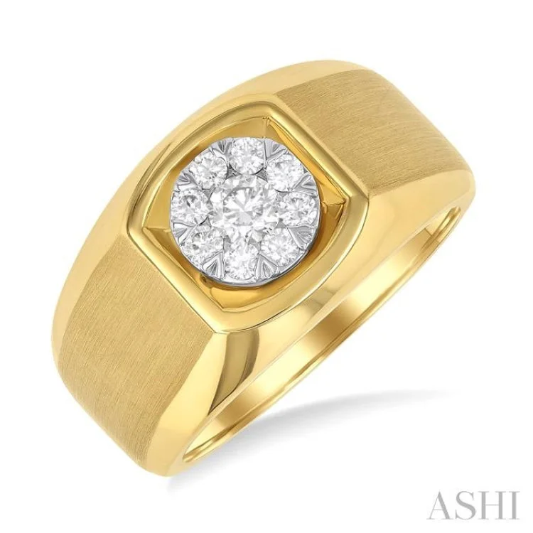 Wedding Rings for Couples-1/2 ctw Basin Nestled Circular Mount Lovebright Round Cut Diamond Men's Ring in 10K Yellow and White Gold