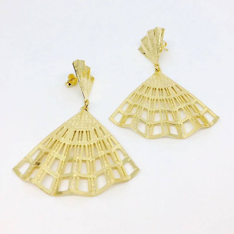 Modern Gold Drop Earrings-Waved Sunshine Abanico Earrings